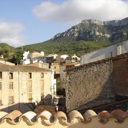 Ca la Monica Hostal Torre de Fontaubella Exterior foto